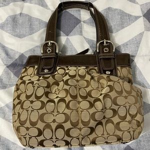 Khaki Soho Pleated Hobo Coach Bag NWOT